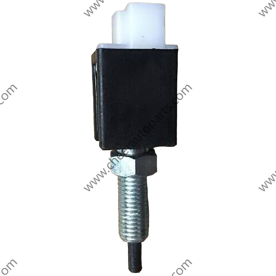 Clutch Switch 8-97358248-0 for Isuzu 4HK1 4JB1T NKR55 NPR VC46 Truck Parts