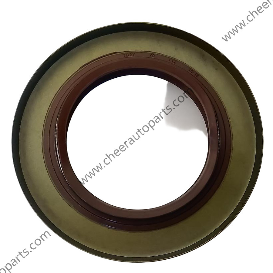 MB161152 Rear Hub Inner Oil Seal For Mitsubishi Fuso Canter Wheel Parts 